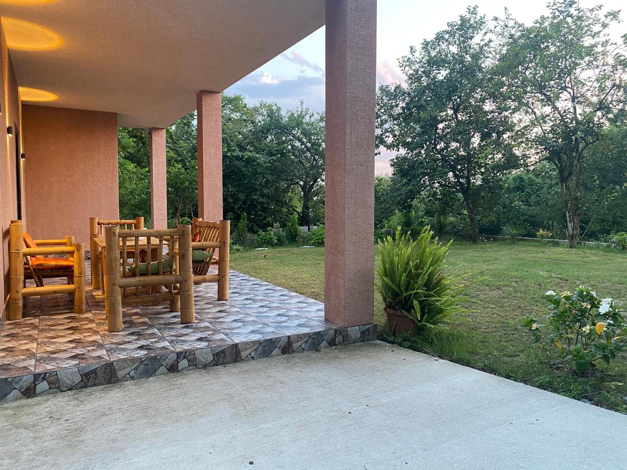 Orange Villa Gonio Exterior photo